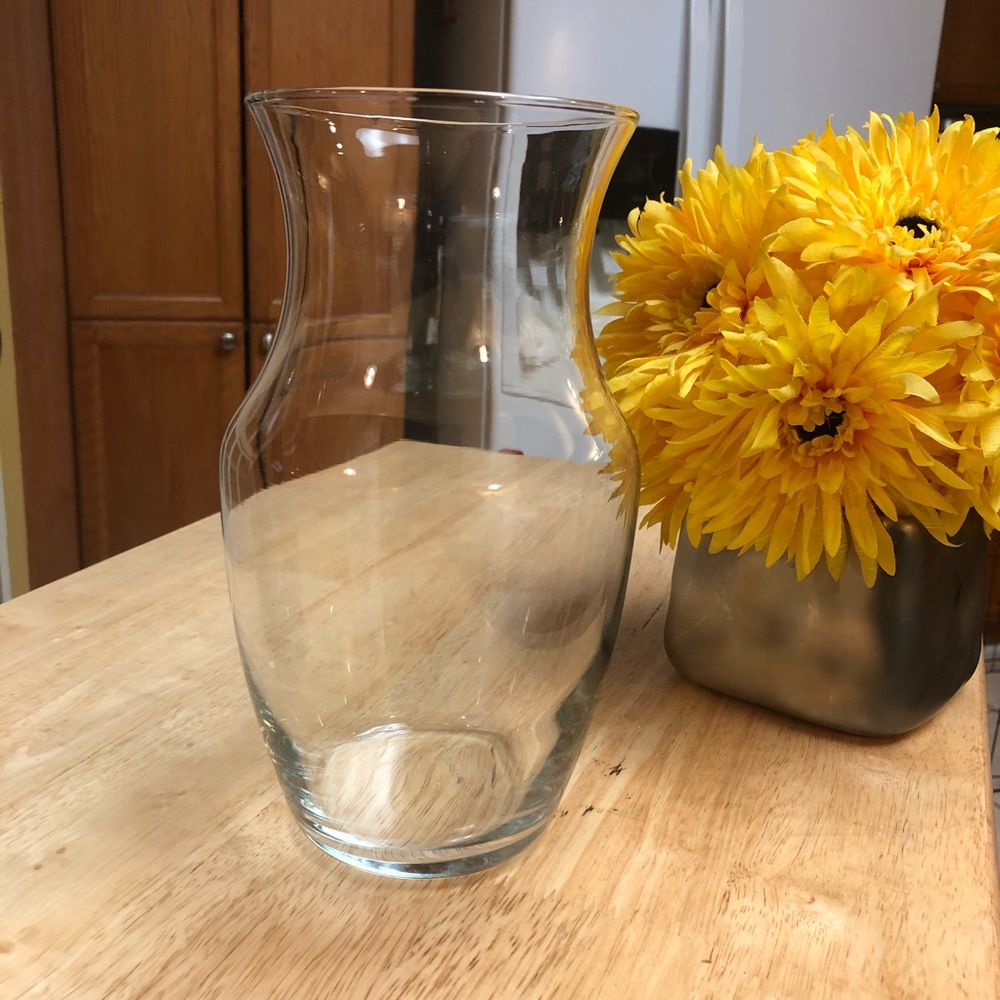 Glass Vase - Picture 6 of 8